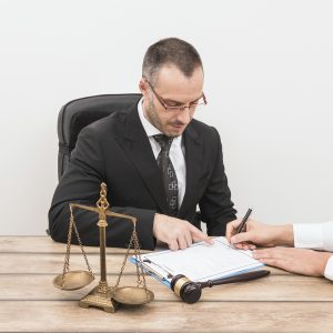 avocat en droit des affaires